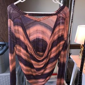 BCBG MAXAZRIA SWEATER